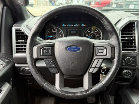 Used 2016 Ford F150 XLT w/ Equipment Group 302A Luxury AWD/4WD image 21