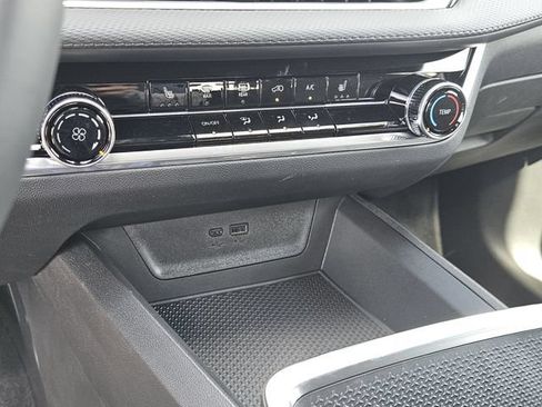 New 2026 Chevrolet Equinox LT FWD image 23