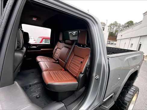 Used 2024 GMC Sierra 2500 Denali Ultimate w/ Max Trailering Package image 21