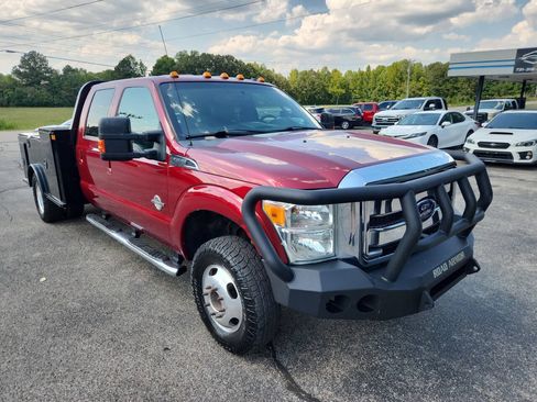 Used 2016 Ford F350 Lariat w/ Lariat Interior Package AWD/4WD image 2