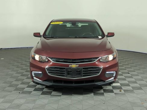 Used 2016 Chevrolet Malibu LT FWD image 9