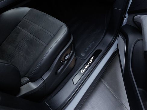 Certified 2025 Porsche Cayenne Turbo GT AWD/4WD image 44