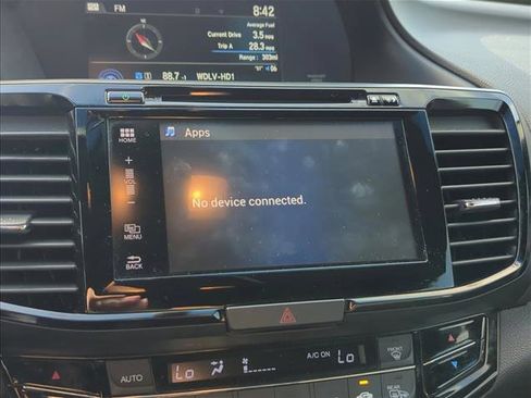 Used 2016 Honda Accord EX-L image 18
