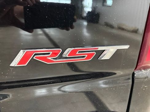 Used 2021 Chevrolet Silverado 1500 RST AWD/4WD image 6