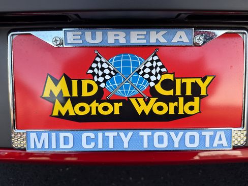 New 2026 Toyota Prius Plug-In Hybrid image 2