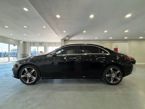 Used 2019 Mercedes-Benz A 220 A 220 Sedan 4D image 4