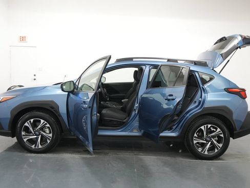 Used 2024 Subaru Crosstrek 2.0i Premium AWD/4WD image 26