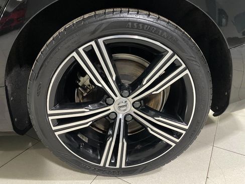 Used 2019 Volvo S60 T6 Inscription image 11