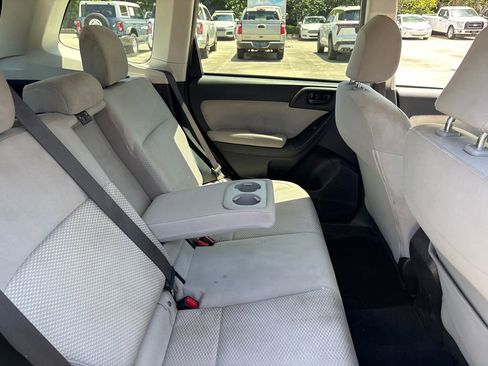 Used 2018 Subaru Forester 2.5i Premium AWD/4WD image 27