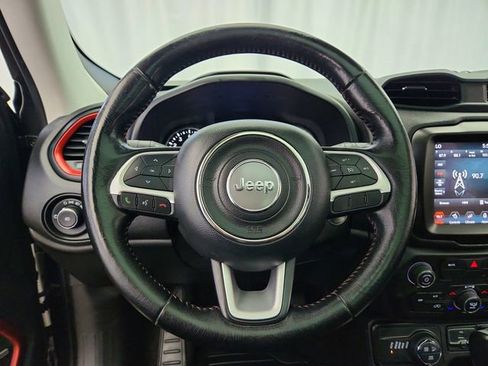 Used 2021 Jeep Renegade Trailhawk w/ Sun & Sound Group AWD/4WD image 14