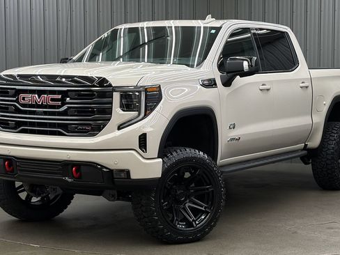 Used 2026 GMC Sierra 1500 AT4 w/ AT4 Premium Package AWD/4WD image 1