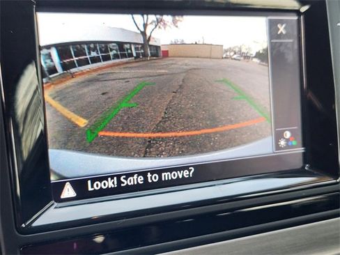 Used 2015 Volkswagen Golf TDI S image 16