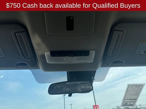 New 2025 Nissan Versa SR w/ Trunk Package image 46