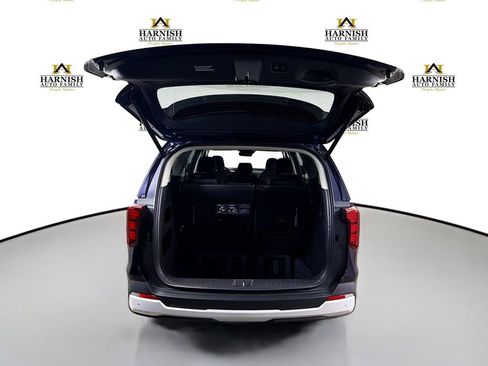 New 2026 Kia Carnival EX image 32