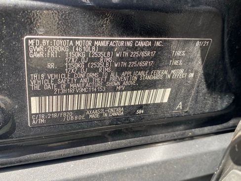 Used 2021 Toyota RAV4 LE FWD image 19