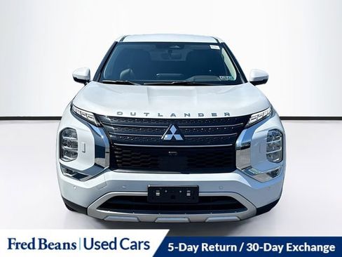 Used 2024 Mitsubishi Outlander SE AWD/4WD image 2