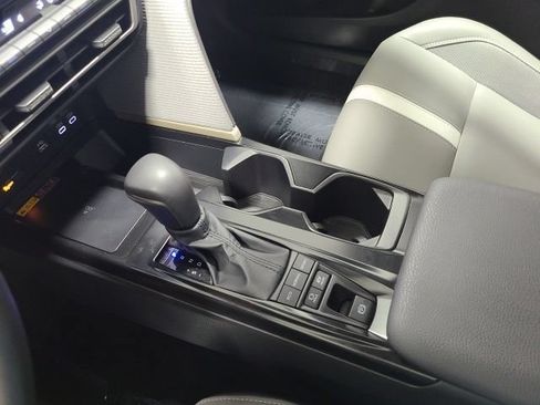 Used 2026 Toyota Camry SE w/ Convenience Package FWD image 23