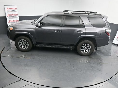 Used 2019 Toyota 4Runner TRD Off-Road Premium image 26