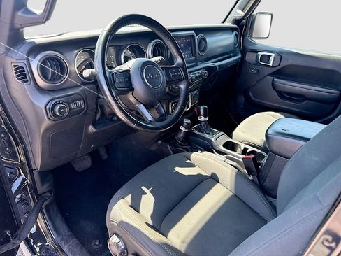 Used 2022 Jeep Wrangler Unlimited Sport AWD/4WD image 10