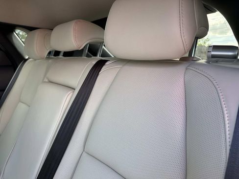 Certified 2025 MAZDA CX-30 AWD 2.5 S w/ Premium Package image 18