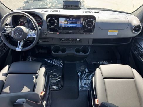 New 2026 Mercedes-Benz Sprinter 2500 image 4