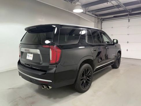 Used 2023 GMC Yukon Denali AWD/4WD image 7