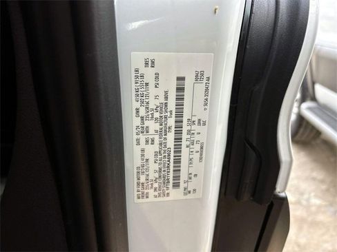 Used 2024 Ford Transit 250 Low Roof w/ Exterior Upgrade Package image 25