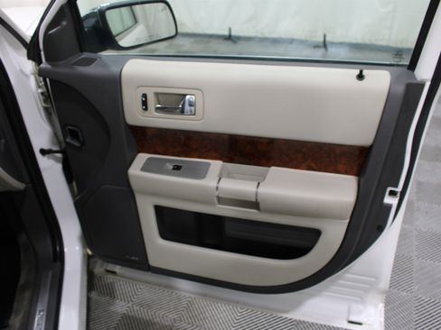Used 2012 Ford Flex Limited w/ Equipment Group Order Code AWD/4WD image 27