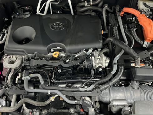 Used 2024 Toyota Grand Highlander AWD Hybrid image 29