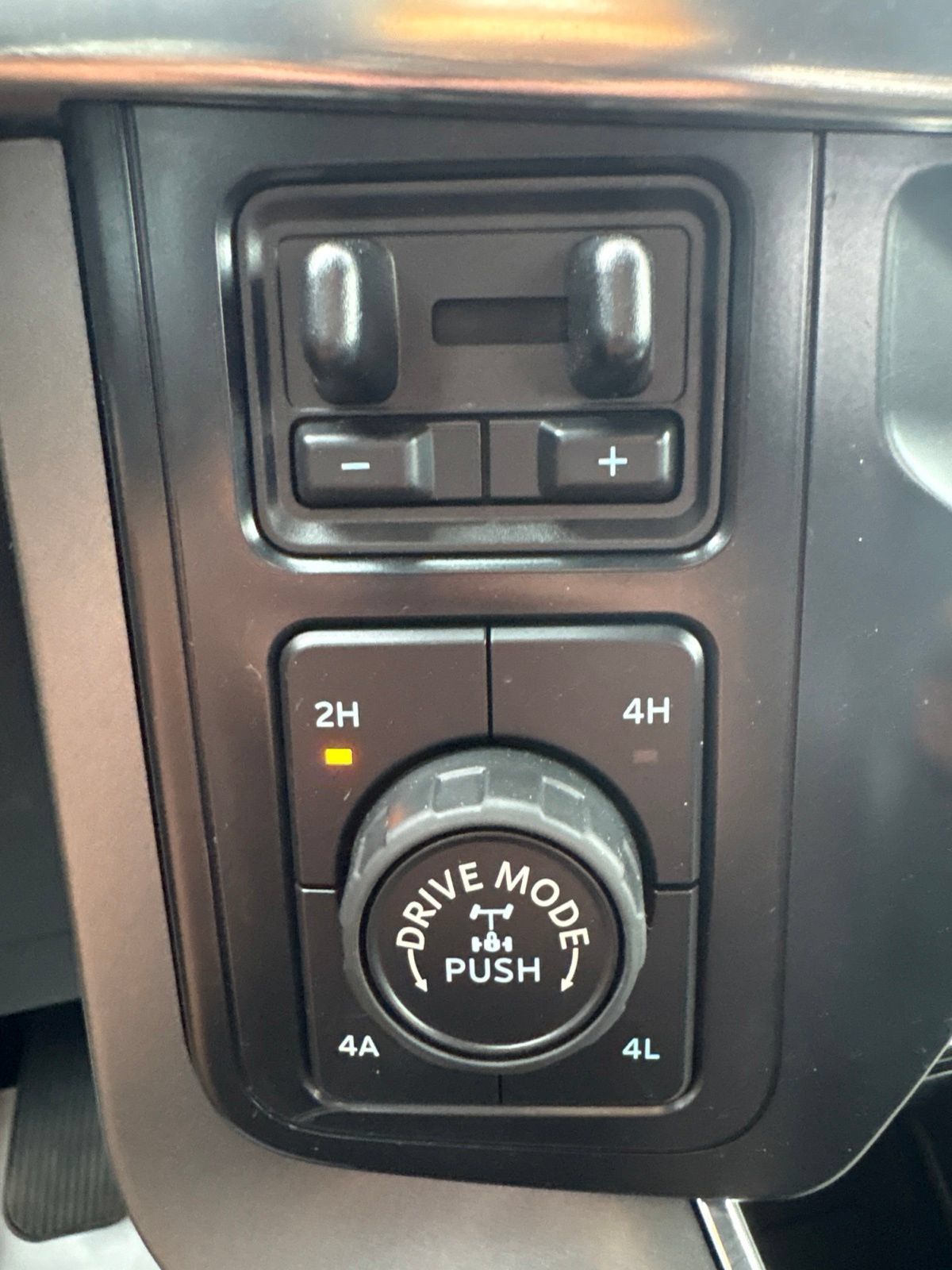 Used 2022 Ford F150 Lariat AWD/4WD image 27