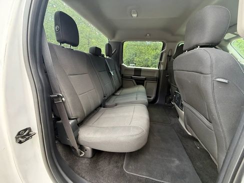 Used 2018 Ford F150 XL w/ Equipment Group 101A Mid AWD/4WD image 13