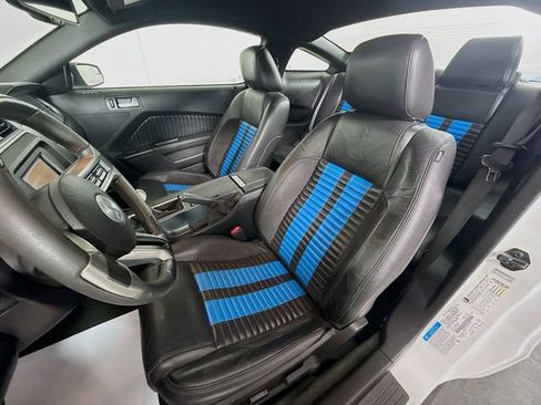 Used 2012 Ford Mustang Shelby GT500 w/ Electronics Pkg RWD image 21
