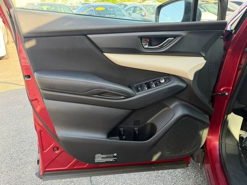 Used 2019 Subaru Ascent Premium image 17