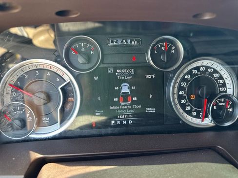 Used 2013 RAM 2500 Laramie AWD/4WD image 17