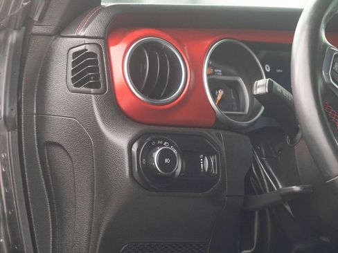 Used 2023 Jeep Wrangler Rubicon w/ Cold Weather Group AWD/4WD image 55