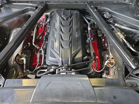 Used 2022 Chevrolet Corvette Stingray Premium Cpe w/ Z51 Performance Package RWD image 20
