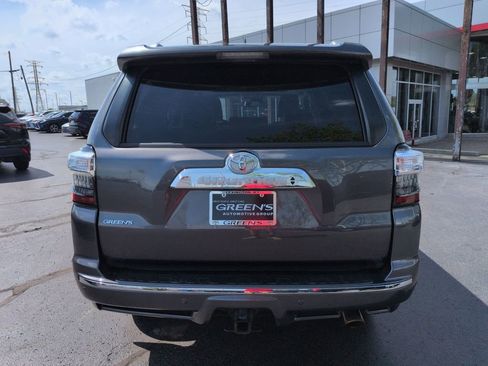 Used 2020 Toyota 4Runner Limited image 4