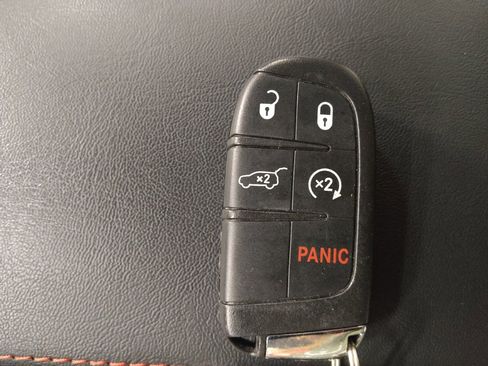 Used 2018 Jeep Compass Limited w/ Navigation Group image 32