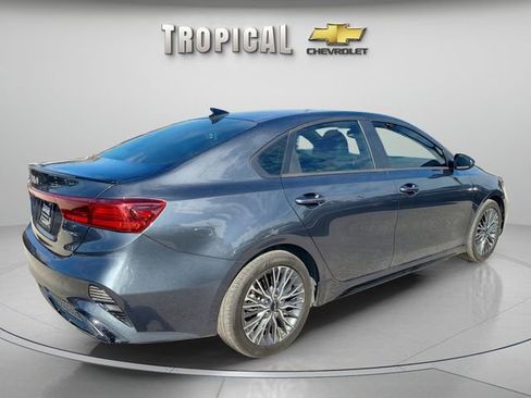 Used 2024 Kia Forte GT-Line w/ GT-Line Premium Package image 5