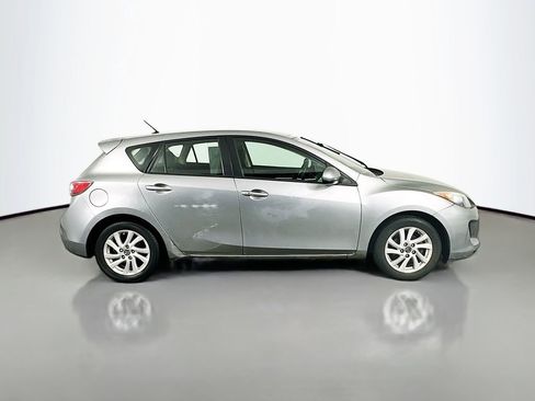 Used 2013 MAZDA MAZDA3 i Touring w/ Preferred Equipment Pkg image 9