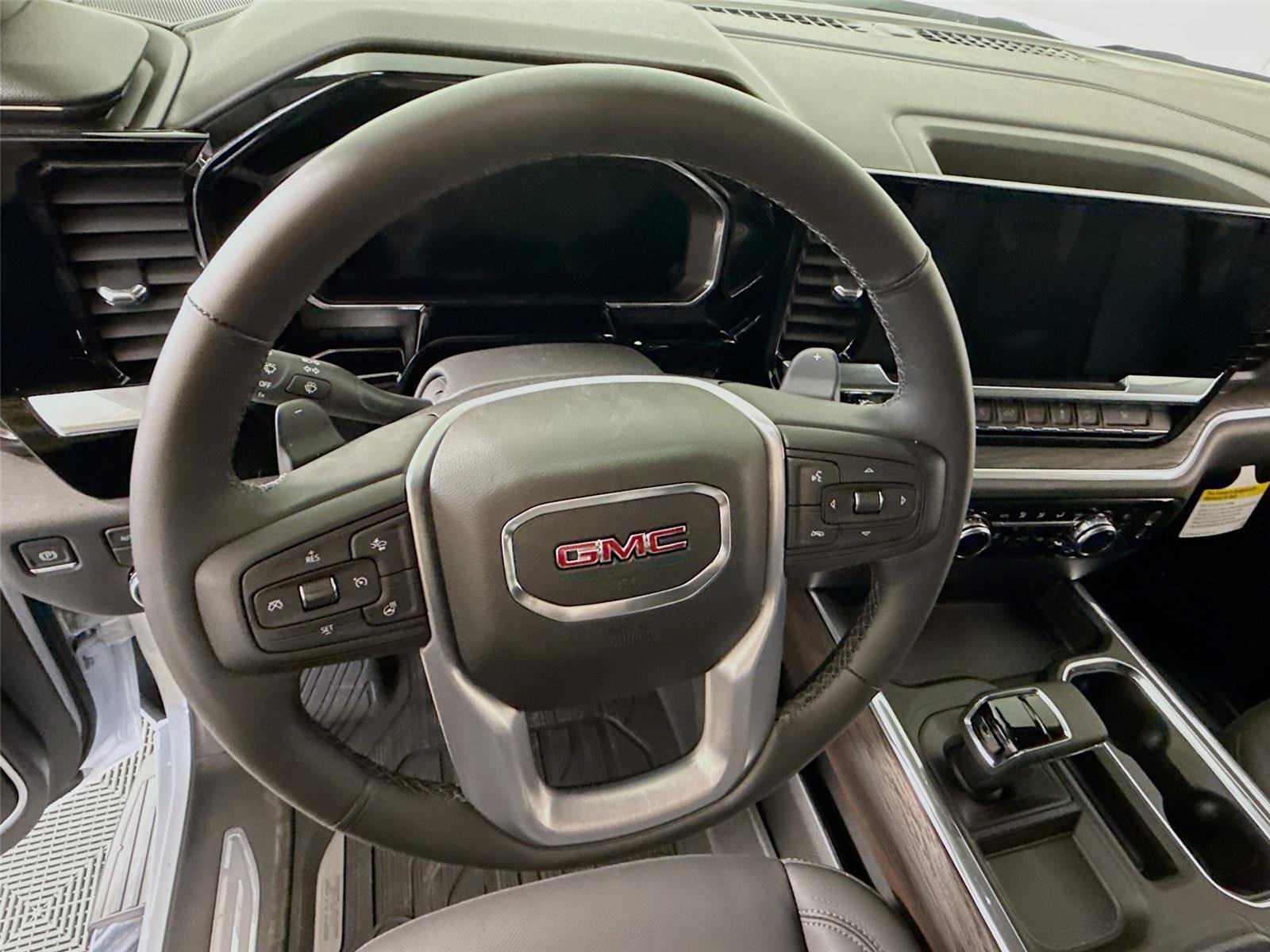 New 2026 GMC Sierra 1500 SLT w/ SLT Premium Plus Package AWD/4WD image 5
