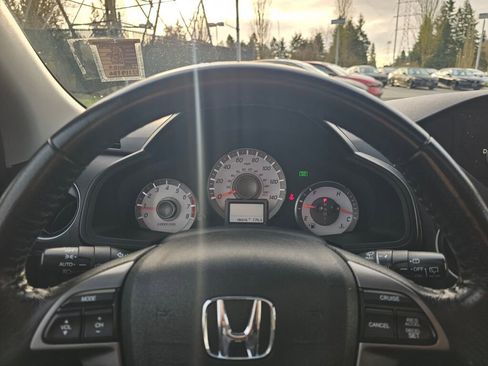 Used 2012 Honda Pilot Touring image 28