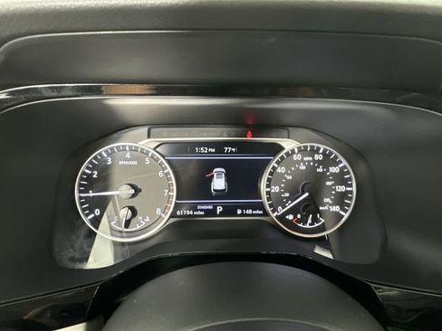 Used 2023 Nissan Pathfinder SV image 17