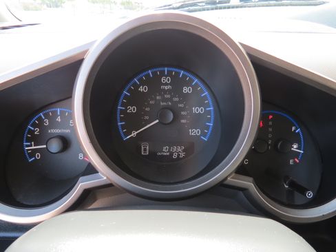Used 2010 Honda Element EX image 12