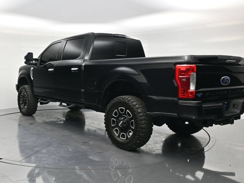 Used 2017 Ford F250 Lariat w/ Chrome Package AWD/4WD image 7