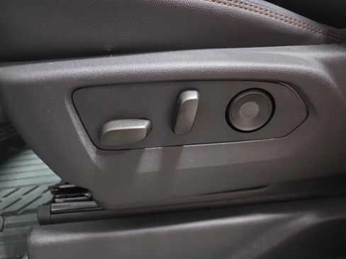 New 2026 GMC Sierra 1500 AT4 w/ AT4 Premium Package image 32