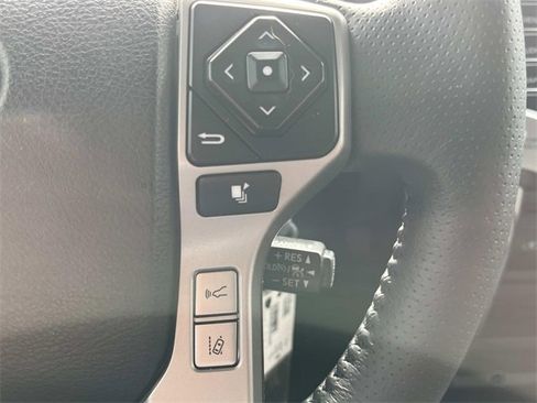 Used 2020 Toyota 4Runner 2WD image 31