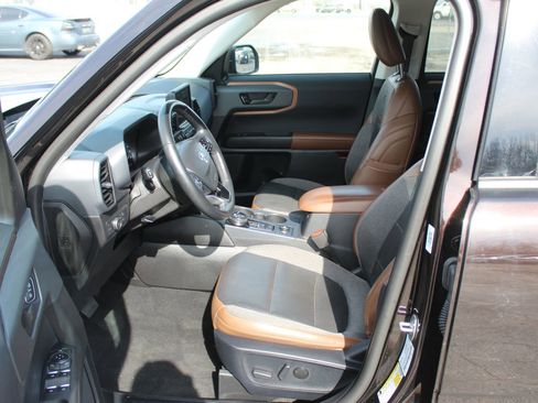 Used 2021 Ford Bronco Sport Outer Banks image 9