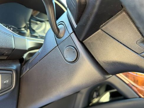 Used 2016 Lincoln MKX Select image 32