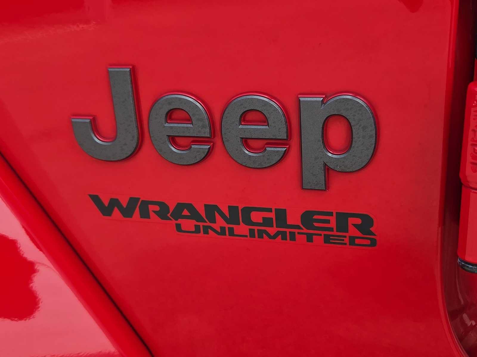 Used 2019 Jeep Wrangler Unlimited Rubicon w/ Dual Top Group AWD/4WD image 11